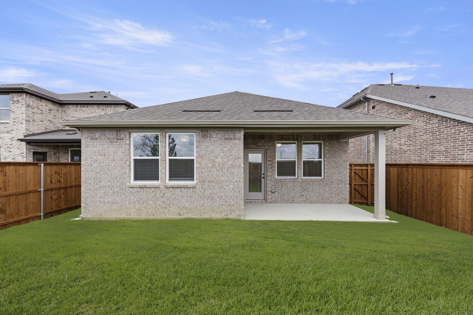 5915 Laurel Lake Lane Pilot Point TX 76258