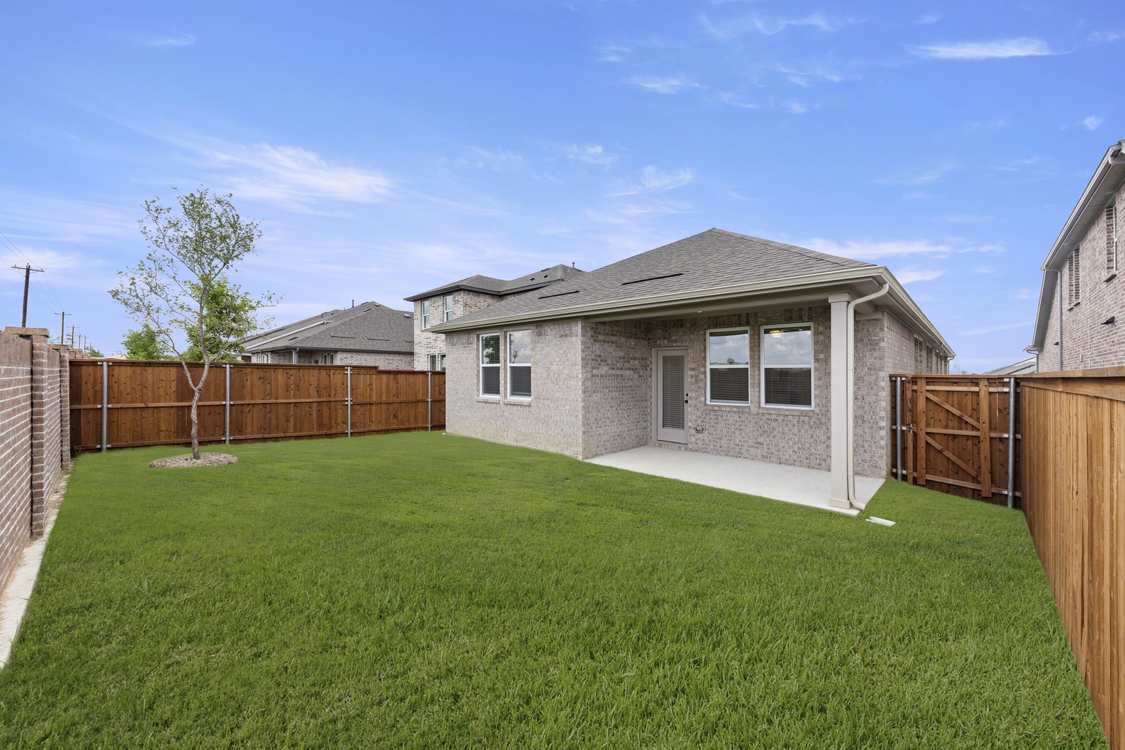 5915 Laurel Lake Lane Pilot Point TX 76258