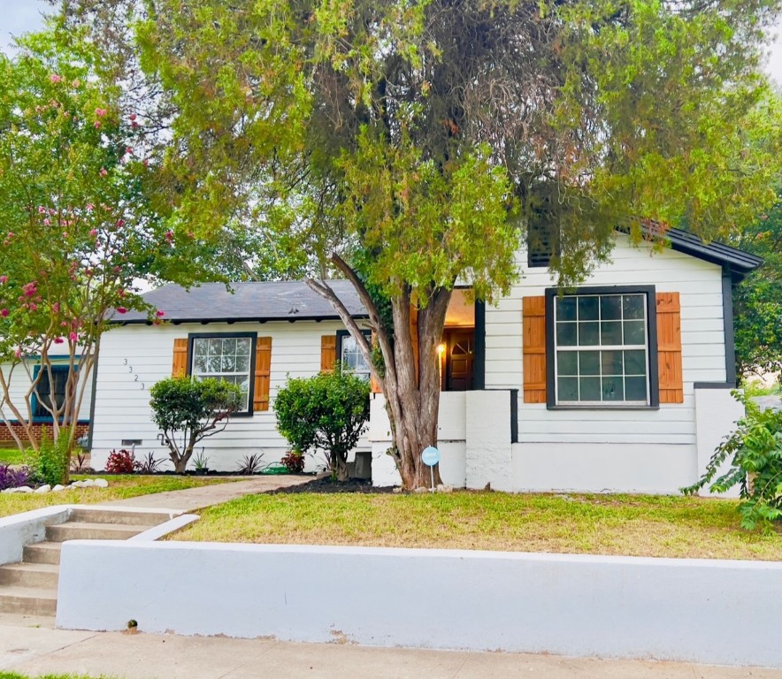 3323 Harlandale Avenue Dallas TX 75216