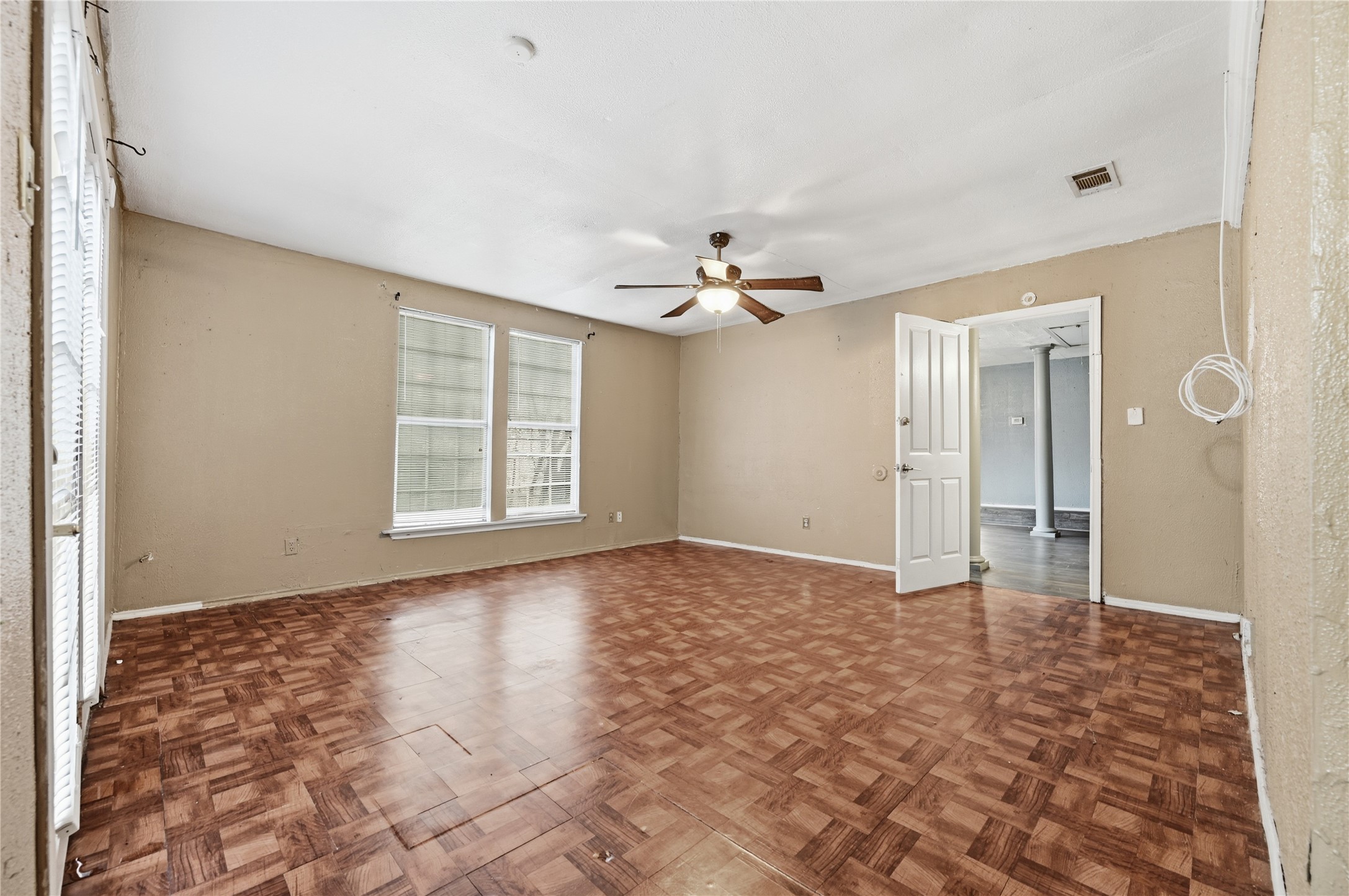 414 Thomas Street Terrell TX 75160