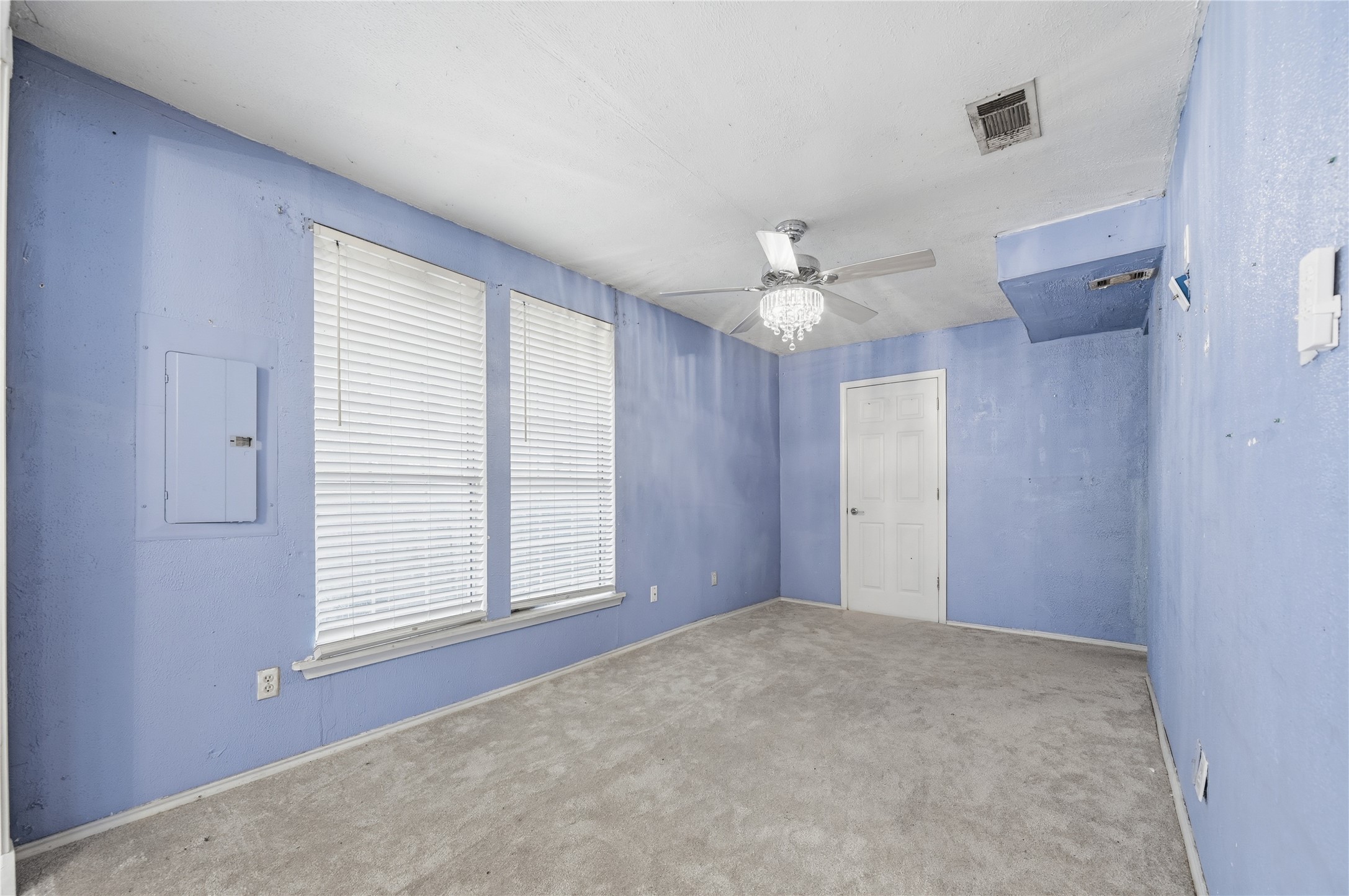 414 Thomas Street Terrell TX 75160