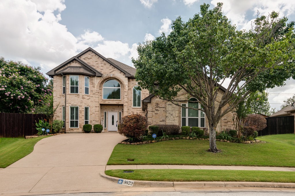 3922 Blake Ashton Drive Arlington TX 76001