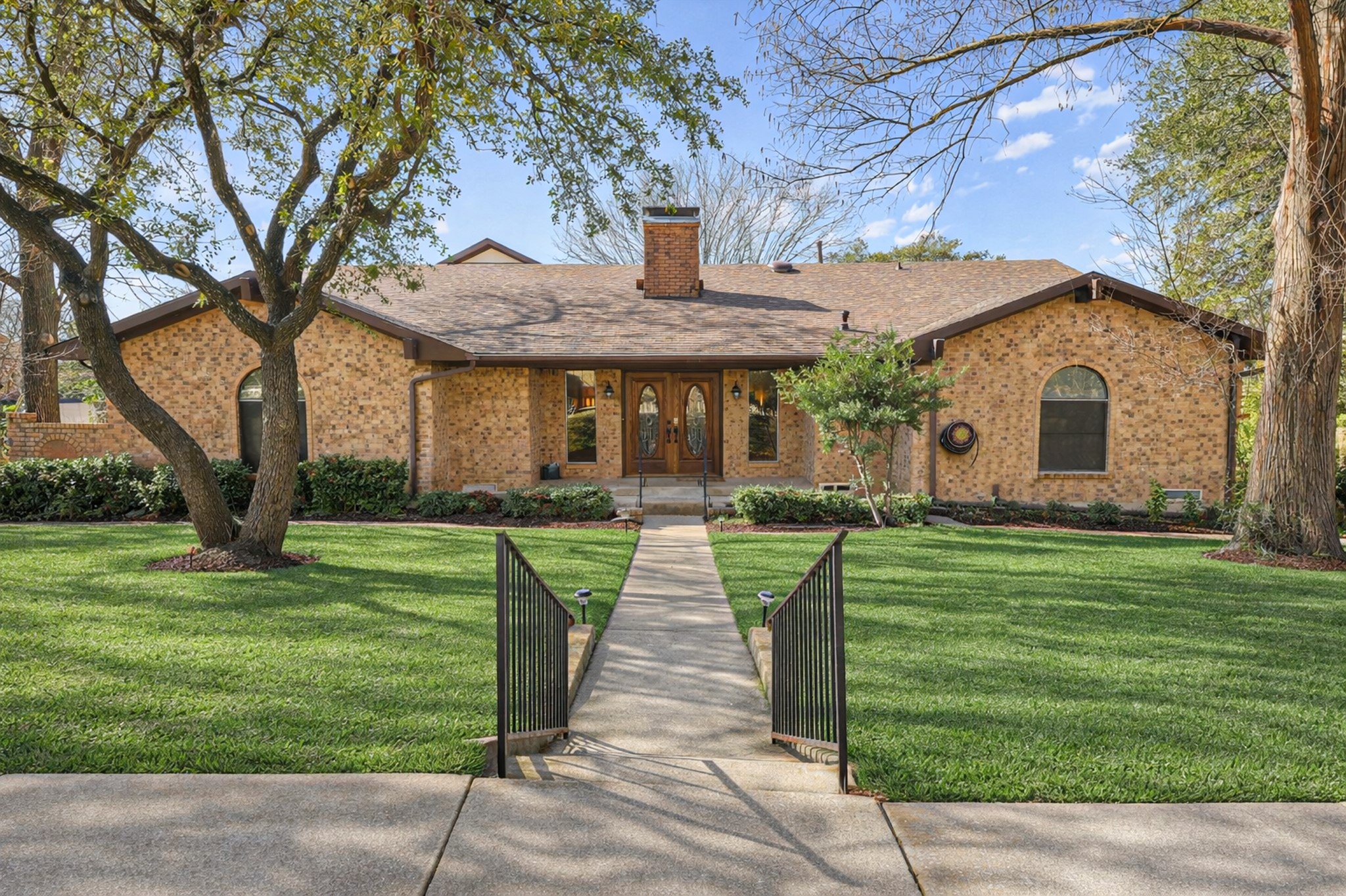 1505 Surrey Court Garland TX 75043