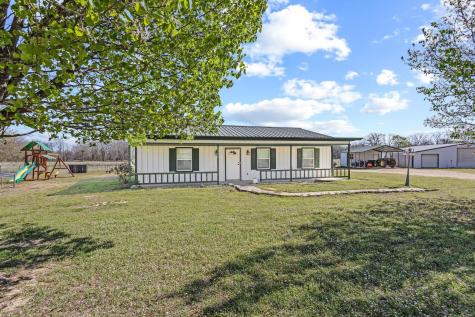 521 County Road 15100 Blossom TX 75416