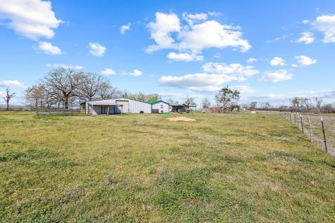 521 County Road 15100 Blossom TX 75416