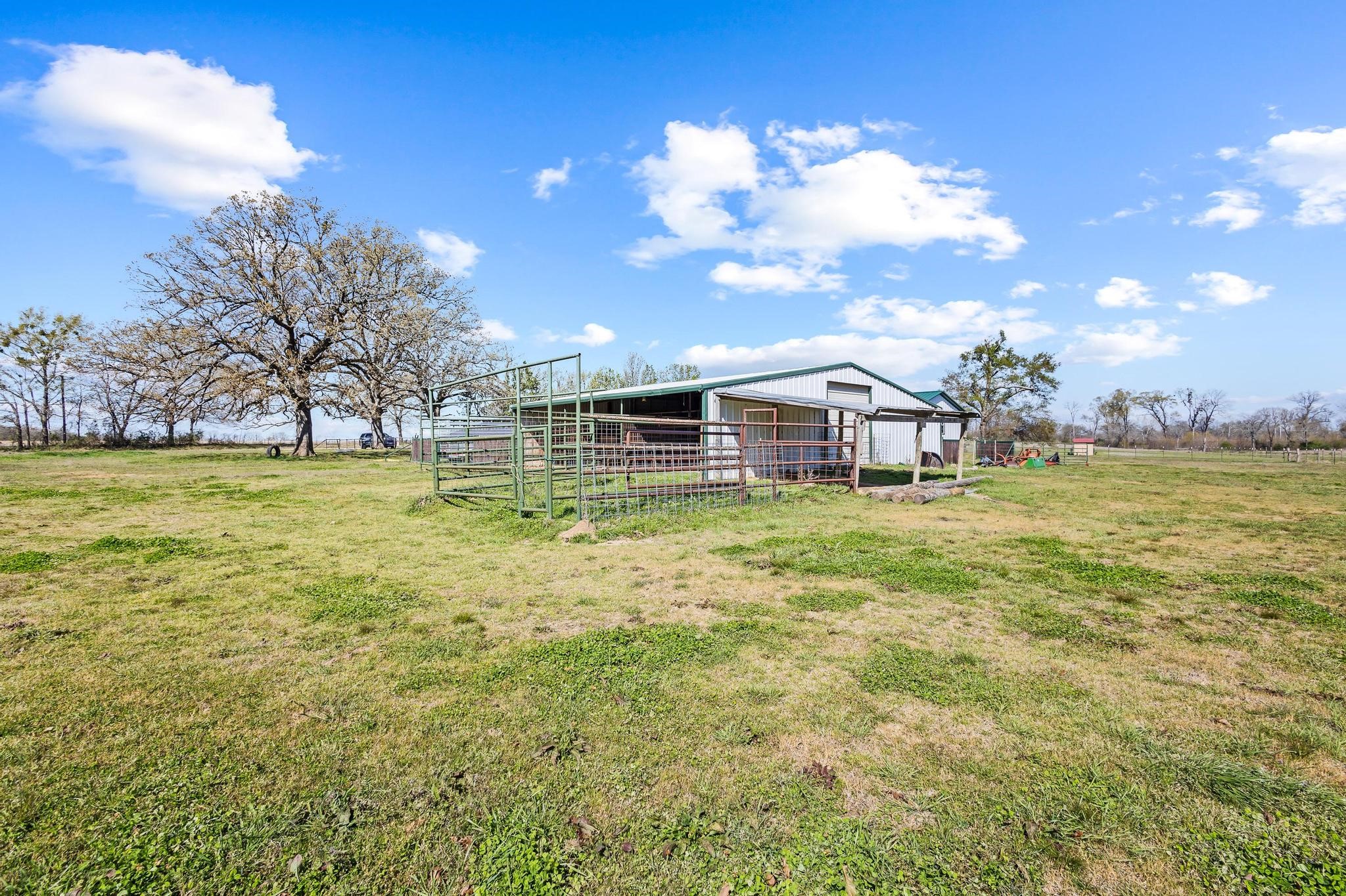 521 County Road 15100 Blossom TX 75416