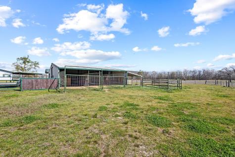 521 County Road 15100 Blossom TX 75416