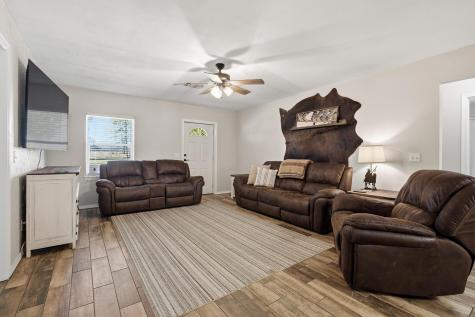 521 County Road 15100 Blossom TX 75416