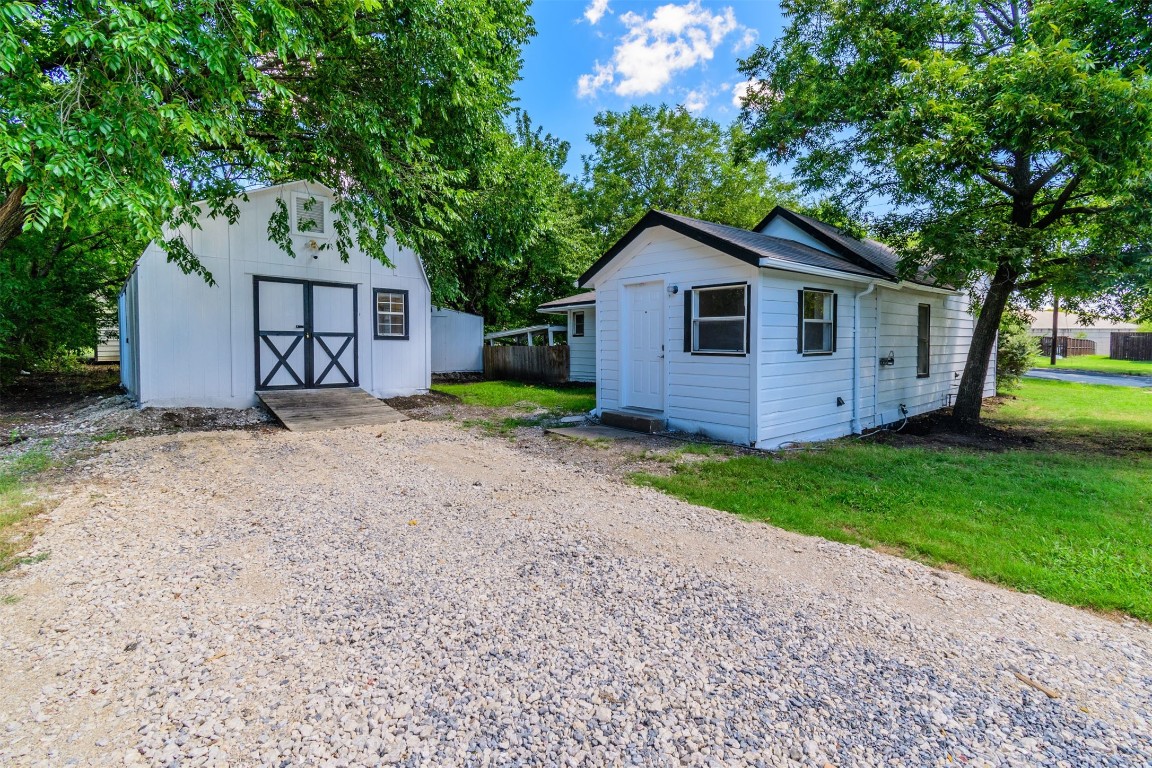 200 N 2nd Street Princeton TX 75407