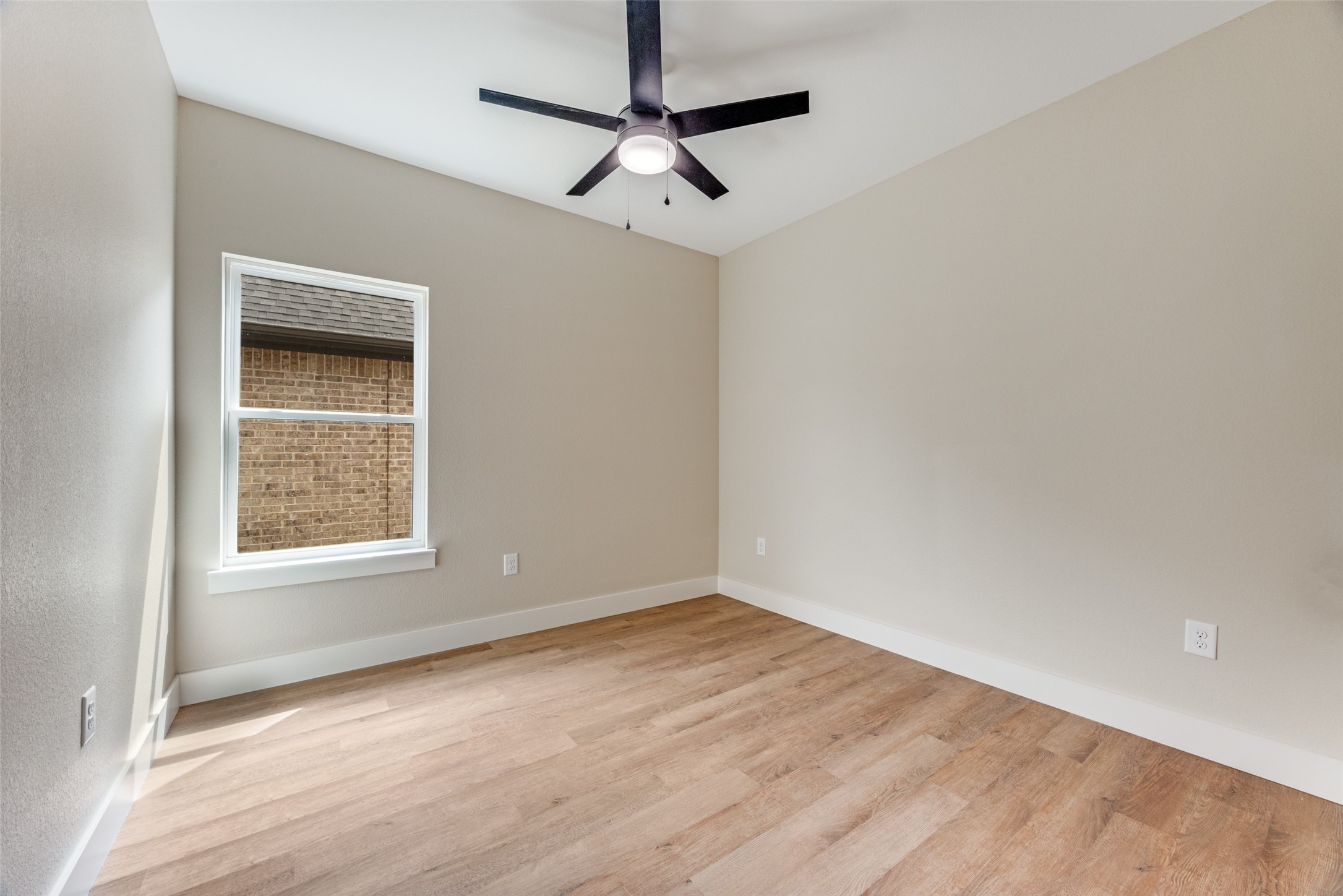 113 Iron Horse Lane Denison TX 75020