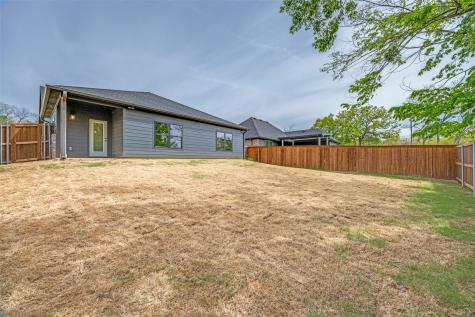 113 Iron Horse Lane Denison TX 75020