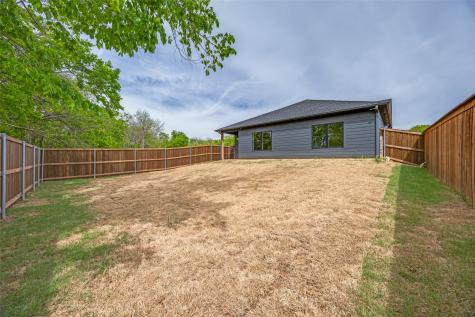 113 Iron Horse Lane Denison TX 75020