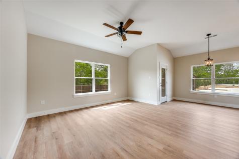 113 Iron Horse Lane Denison TX 75020