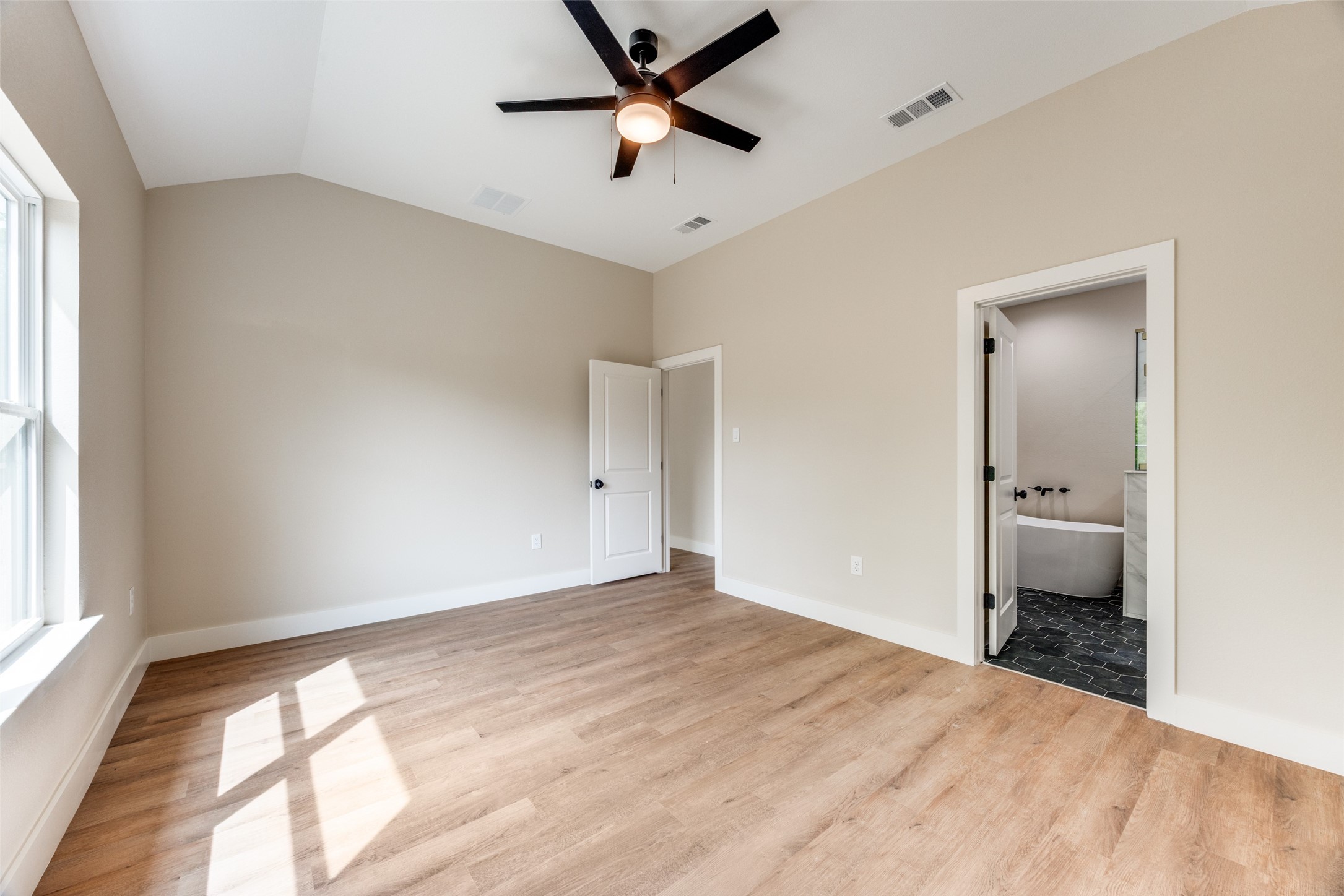 113 Iron Horse Lane Denison TX 75020