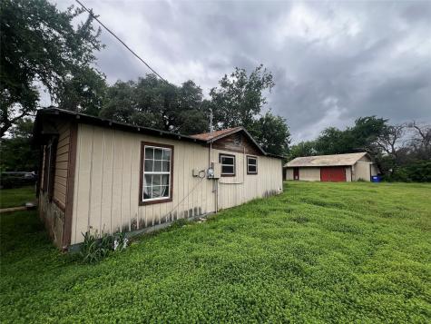 319 Ridgecrest Court Azle TX 76020