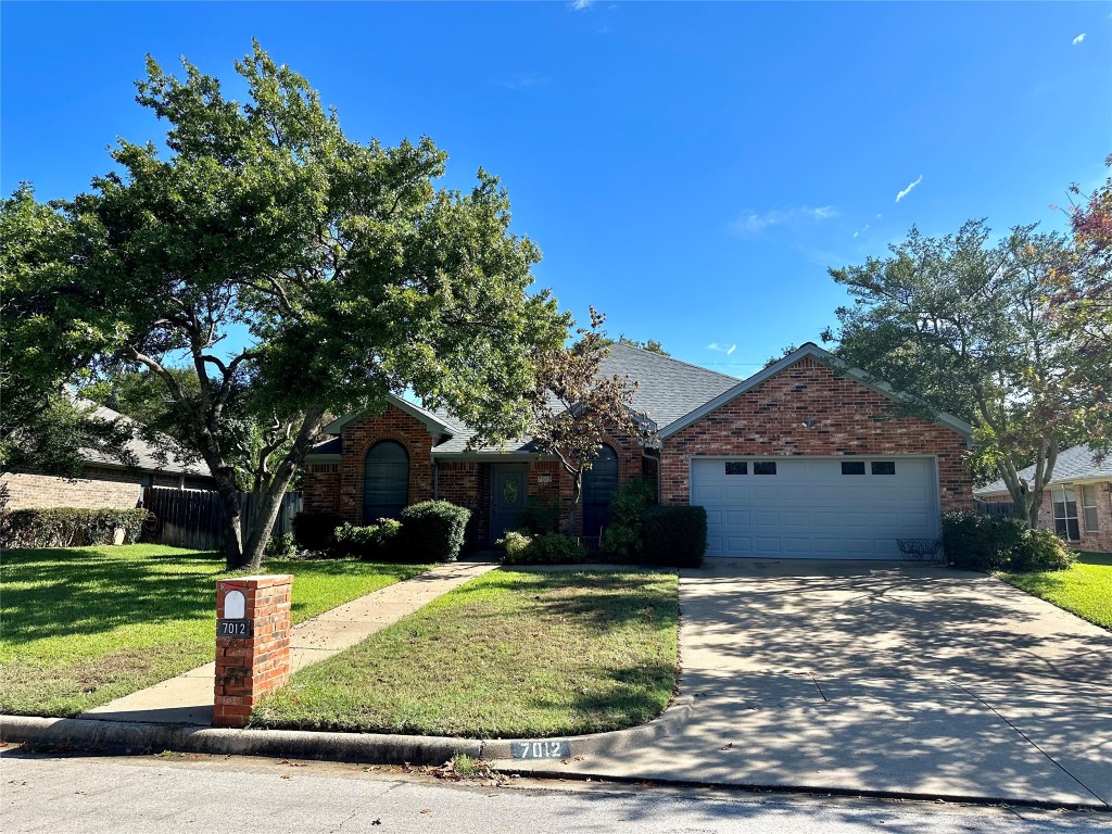 7012 Spanish Oaks Drive North Richland Hills TX 76182