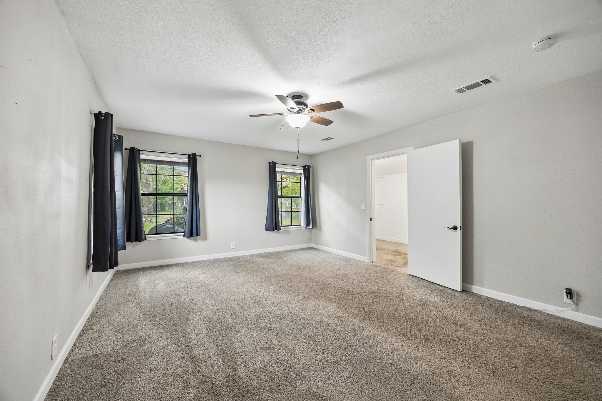 597 E Main Street Van TX 75790