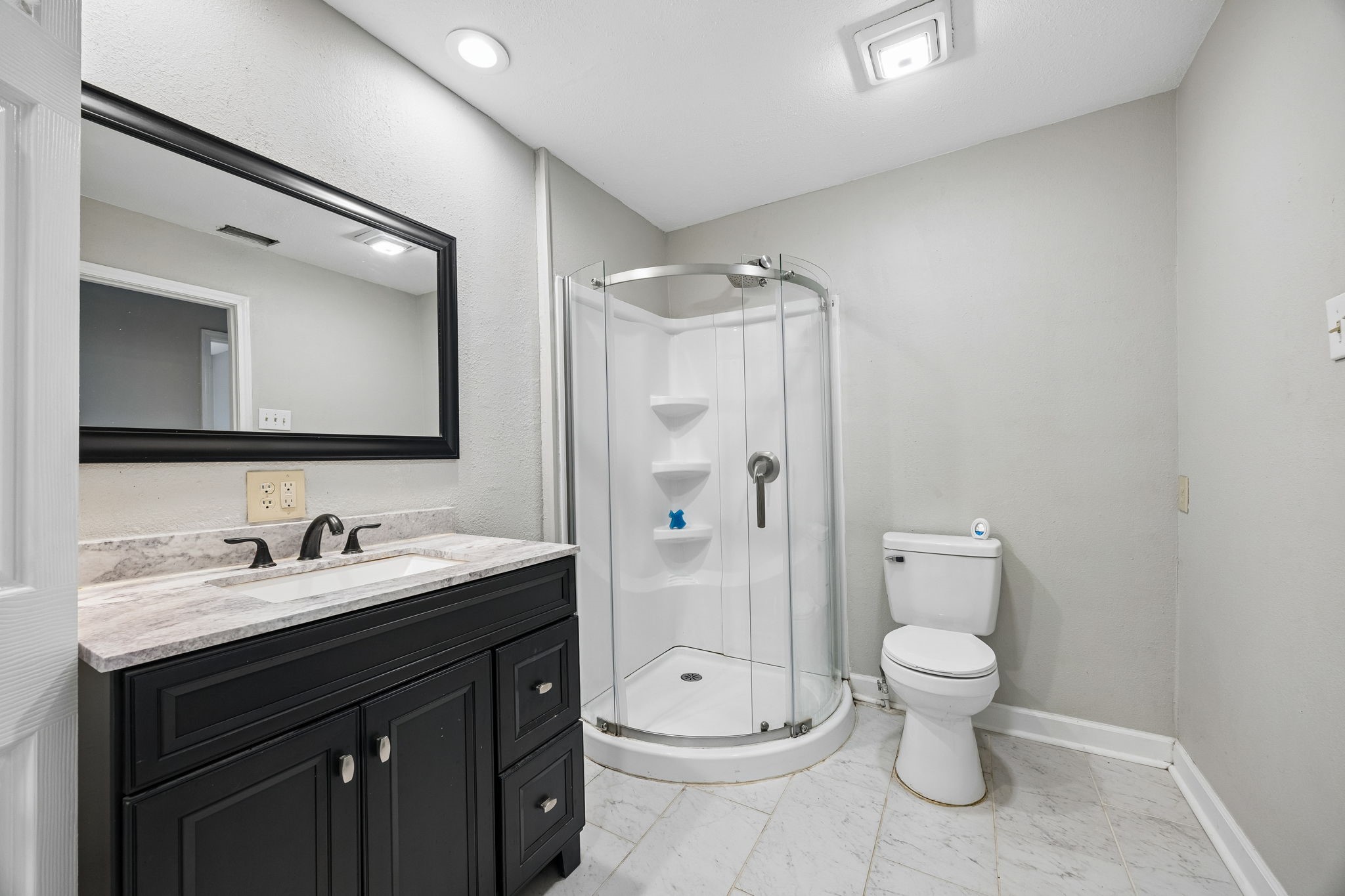 597 E Main Street Van TX 75790