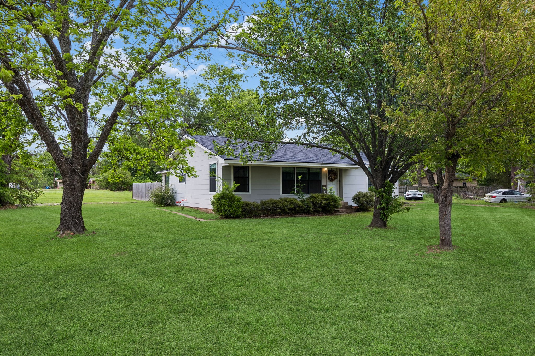 597 E Main Street Van TX 75790