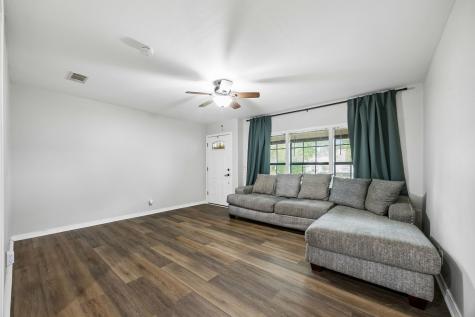 597 E Main Street Van TX 75790