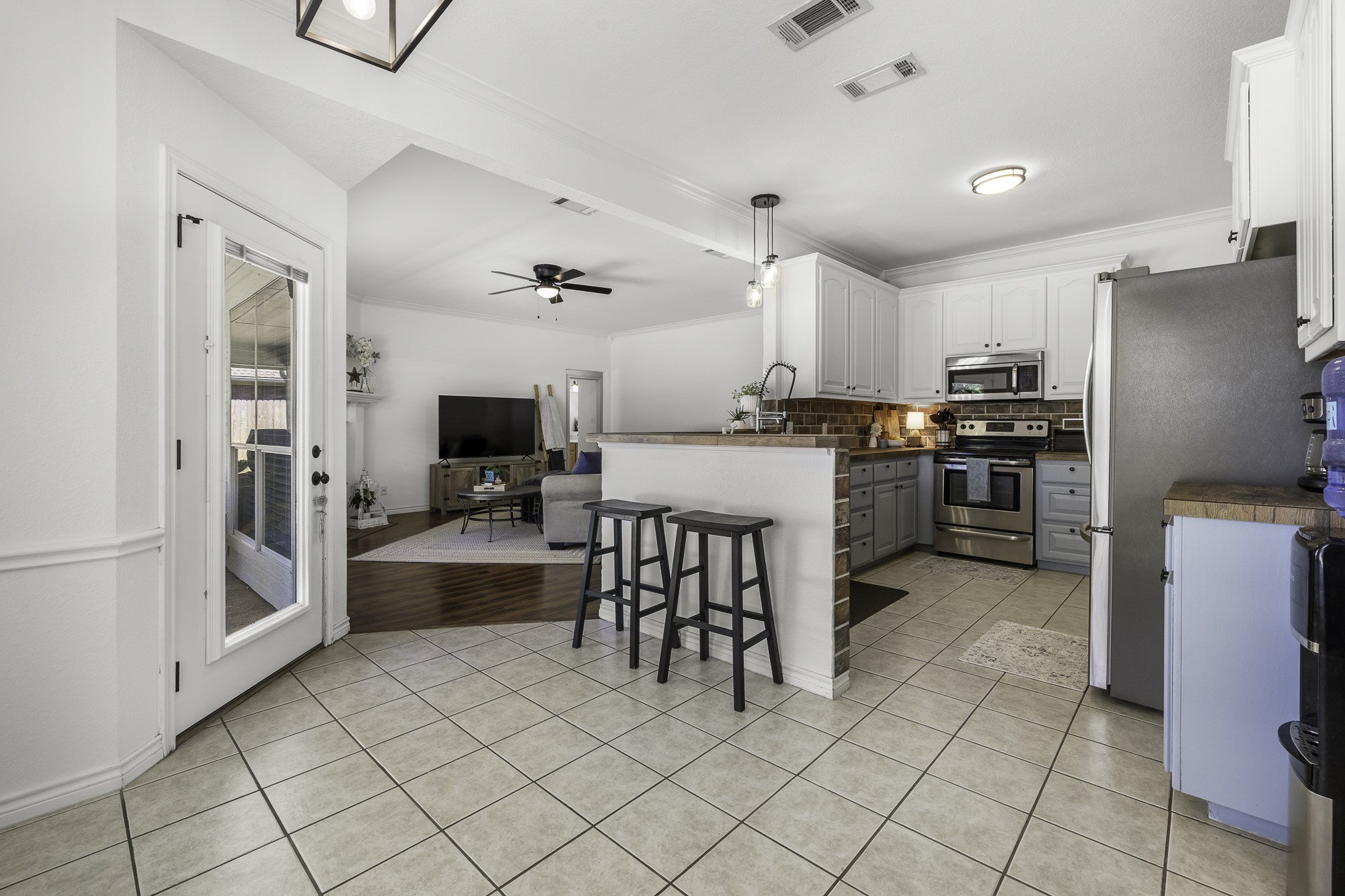 218 Granada Calle Street Granbury TX 76049