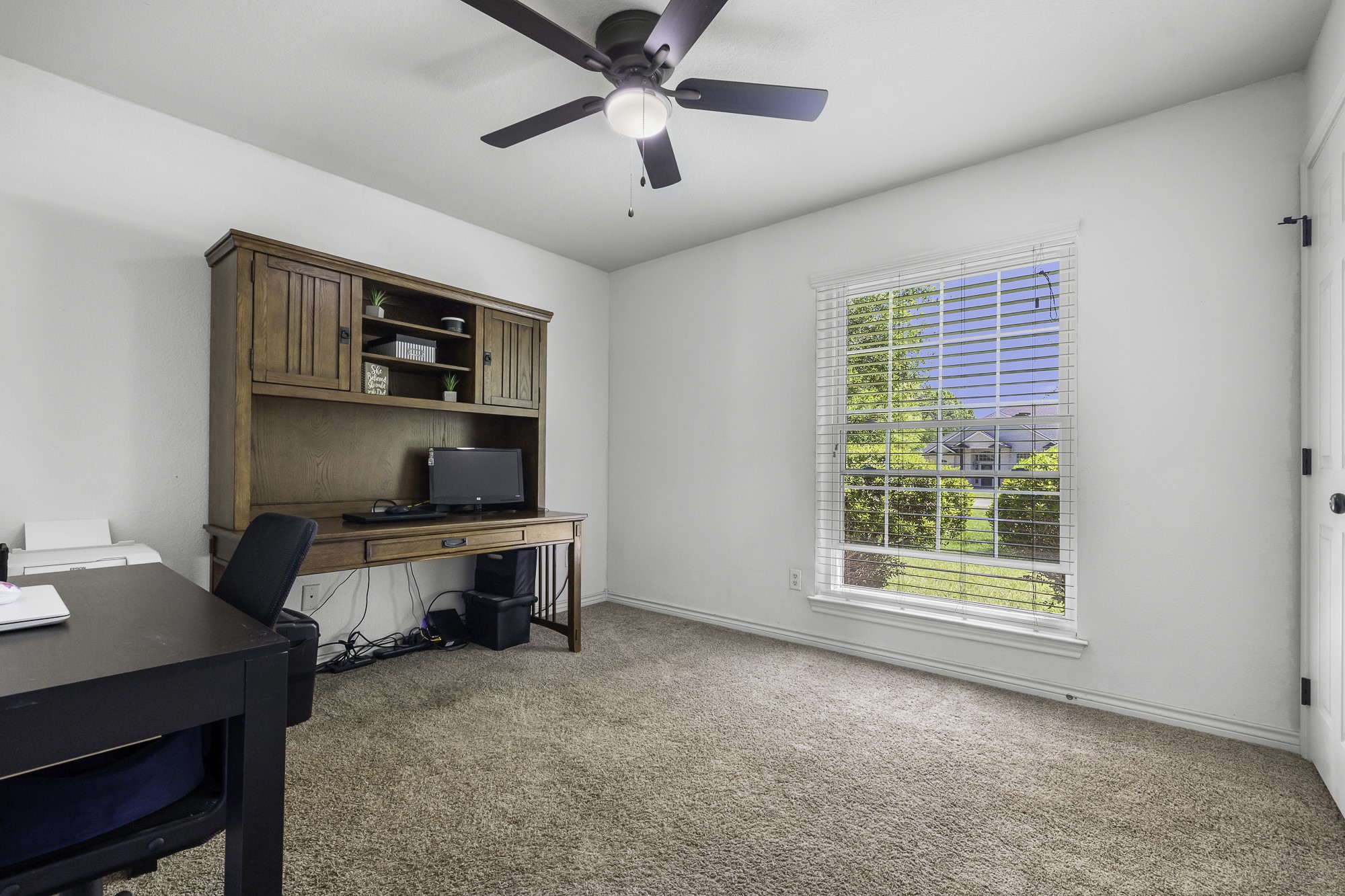 218 Granada Calle Street Granbury TX 76049