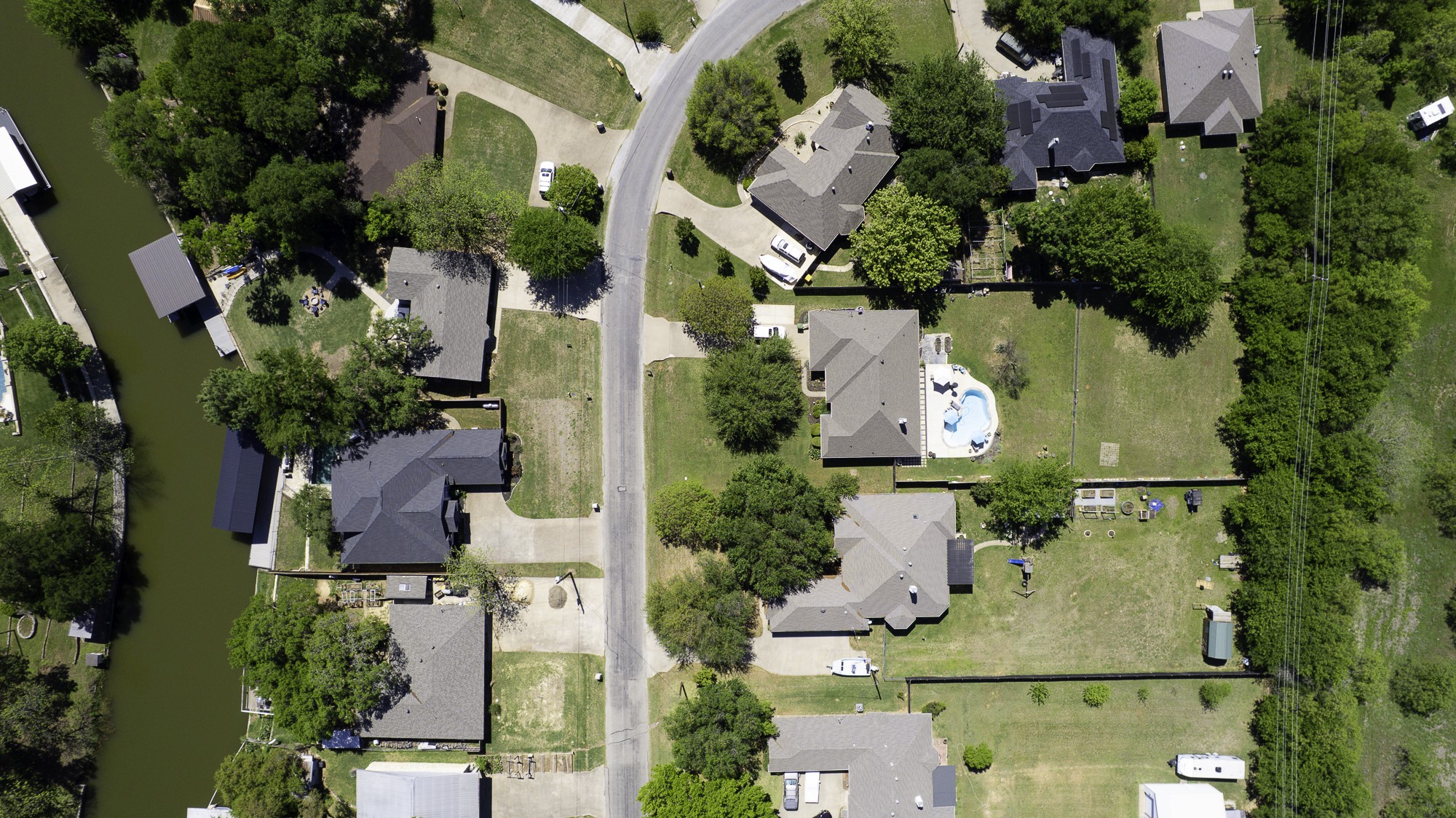 218 Granada Calle Street Granbury TX 76049