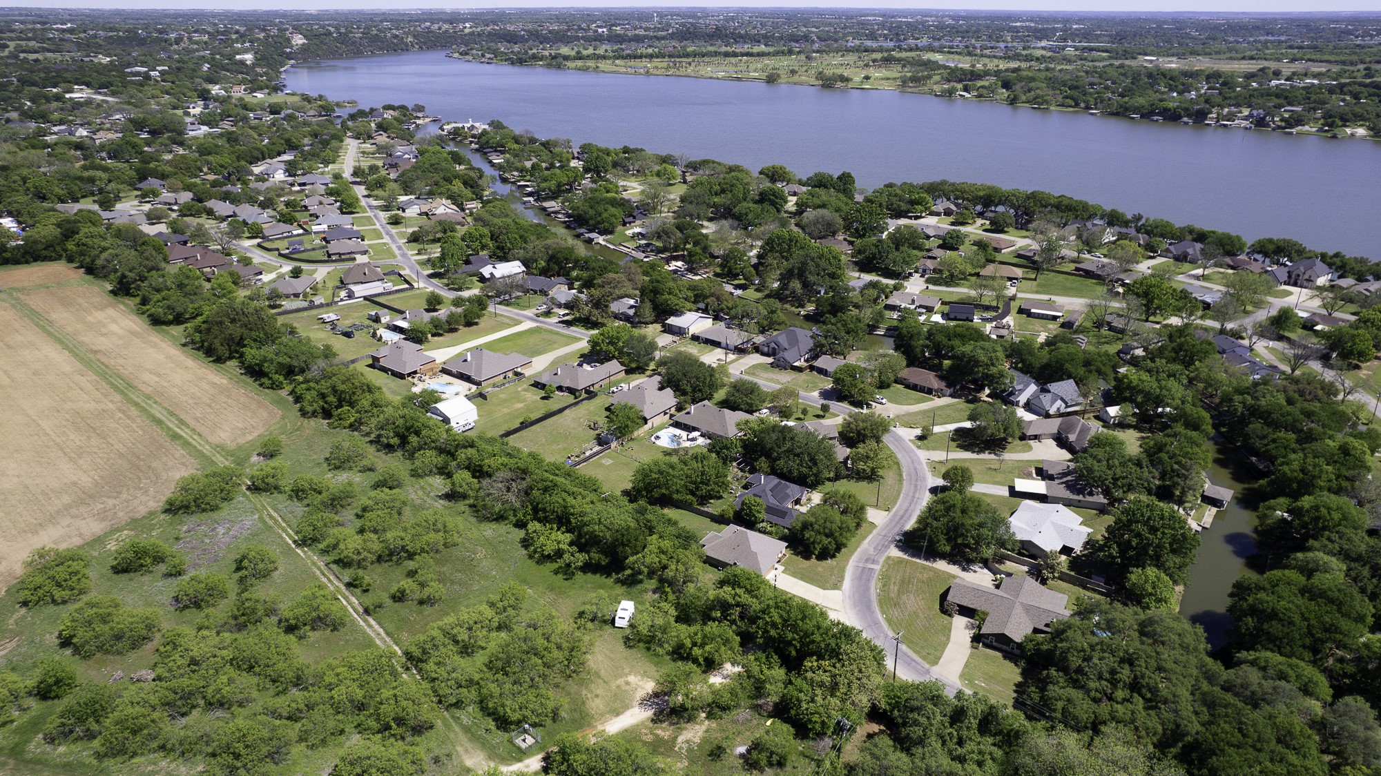 218 Granada Calle Street Granbury TX 76049