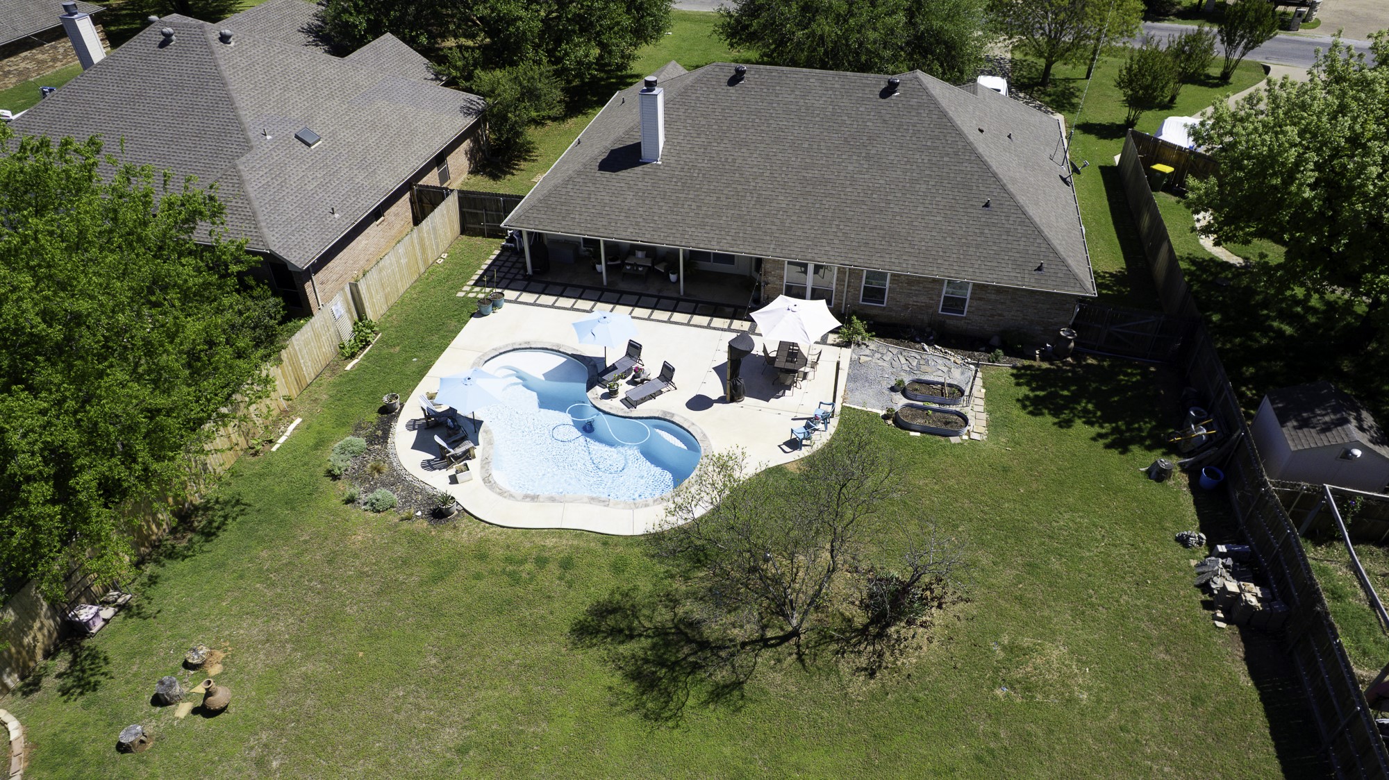 218 Granada Calle Street Granbury TX 76049