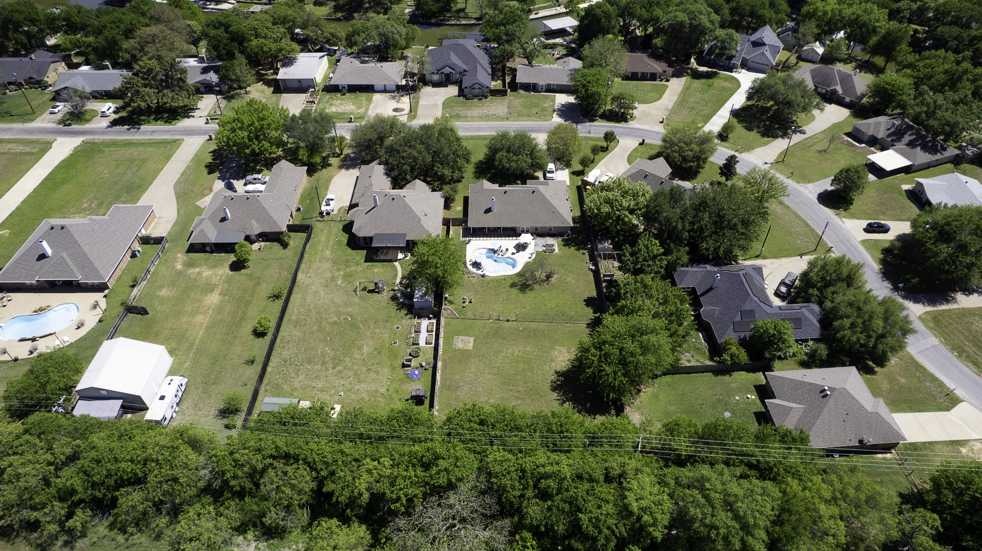 218 Granada Calle Street Granbury TX 76049