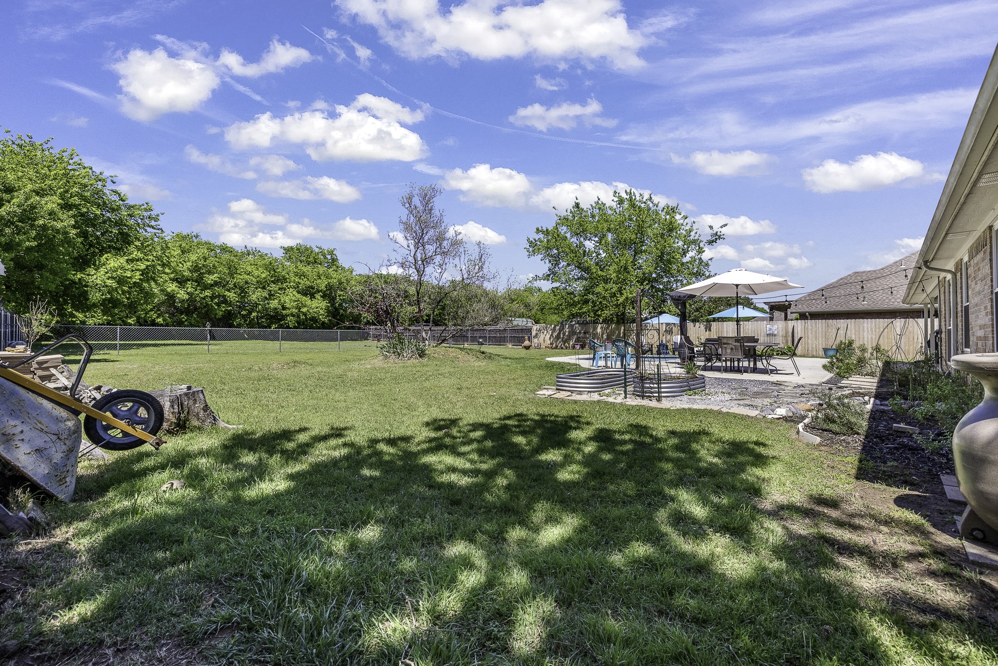 218 Granada Calle Street Granbury TX 76049