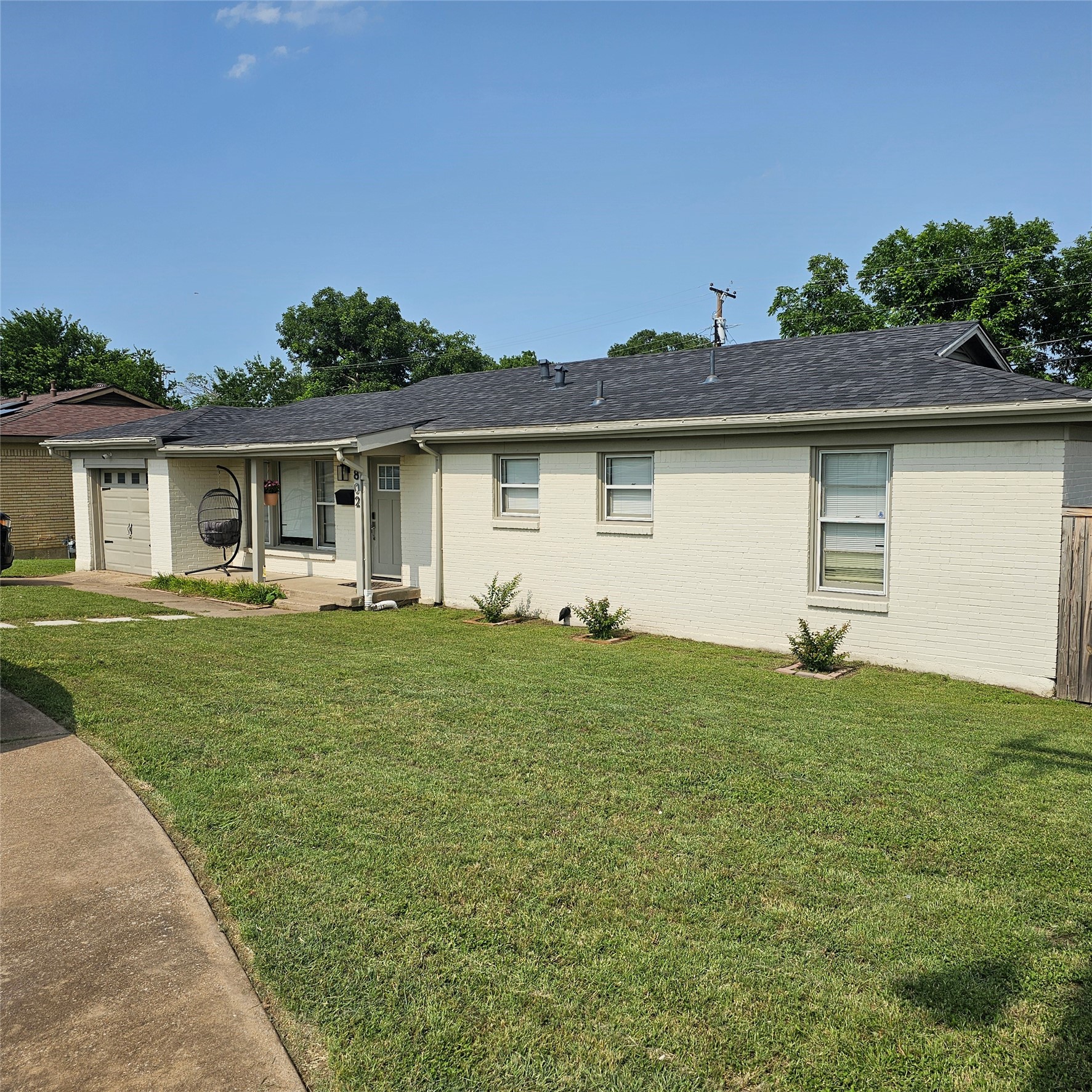 802 Brown Trail Bedford TX 76022