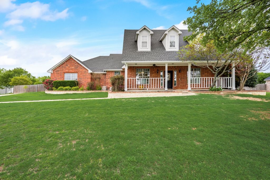 1391 Trophy Court W Midlothian TX 76065