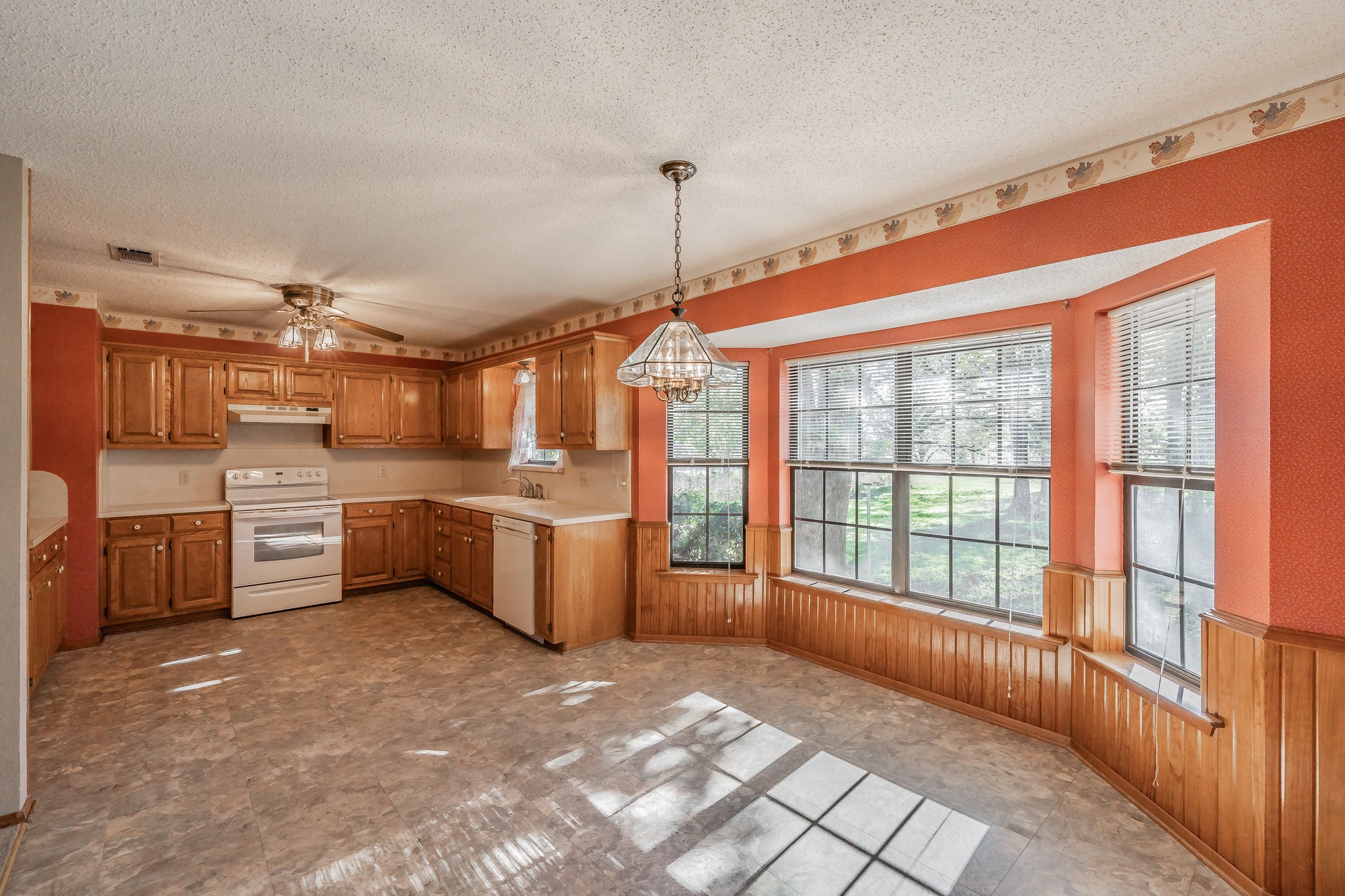 501 Lazy B Lane Springtown TX 76082