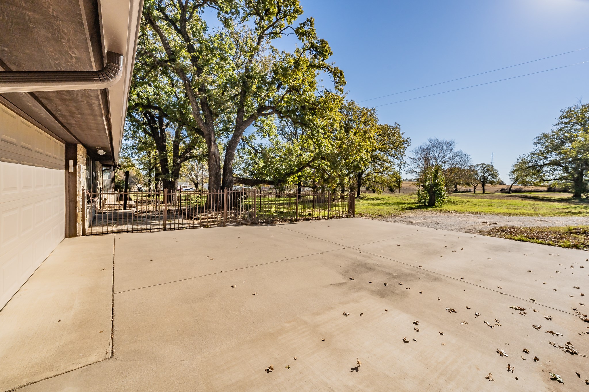 501 Lazy B Lane Springtown TX 76082