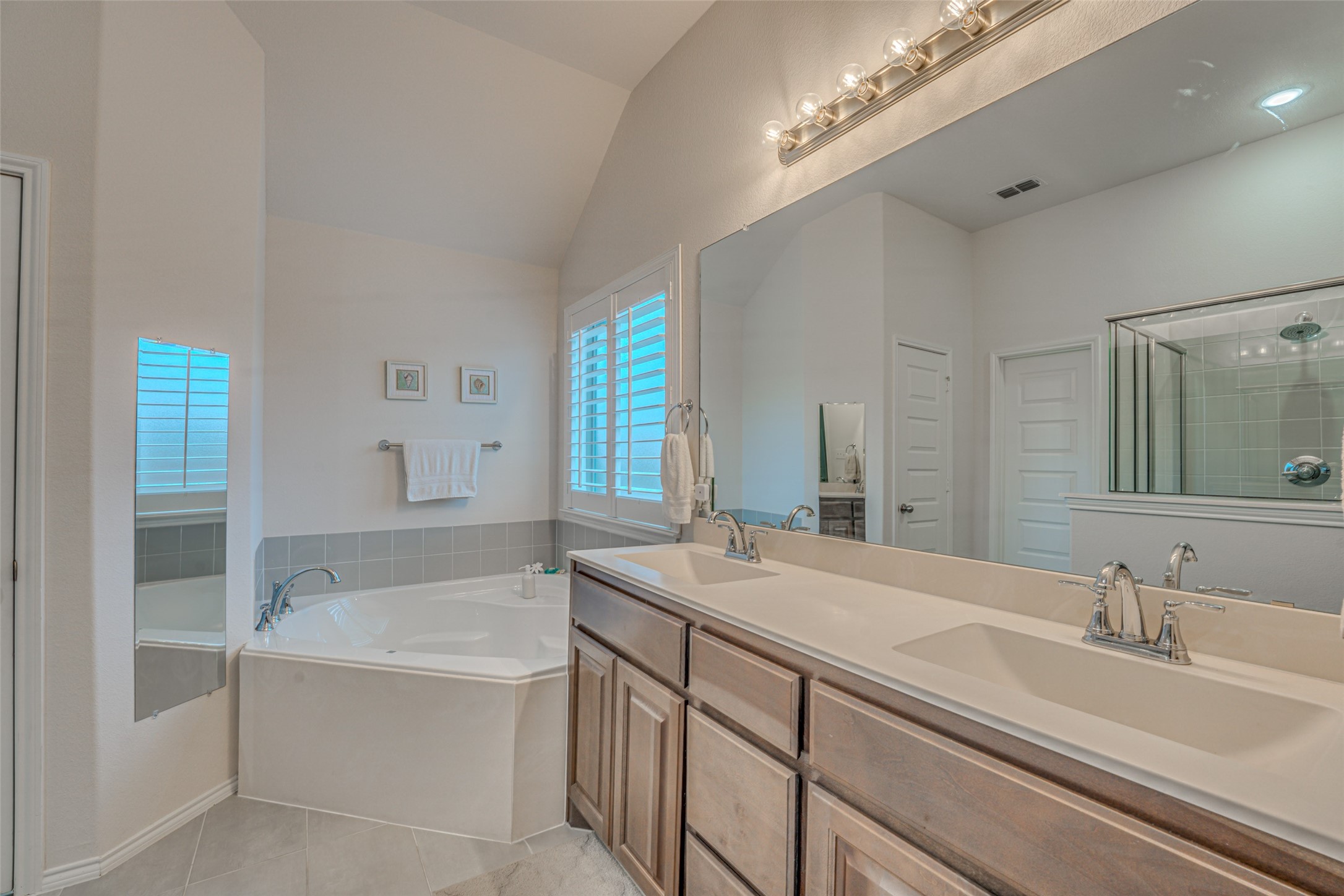 2036 Abbey Road Heartland TX 75126