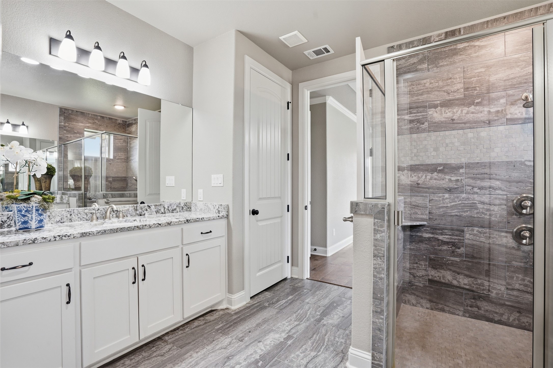 4918 Centre Court Granbury TX 76049