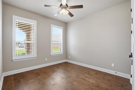 4918 Centre Court Granbury TX 76049