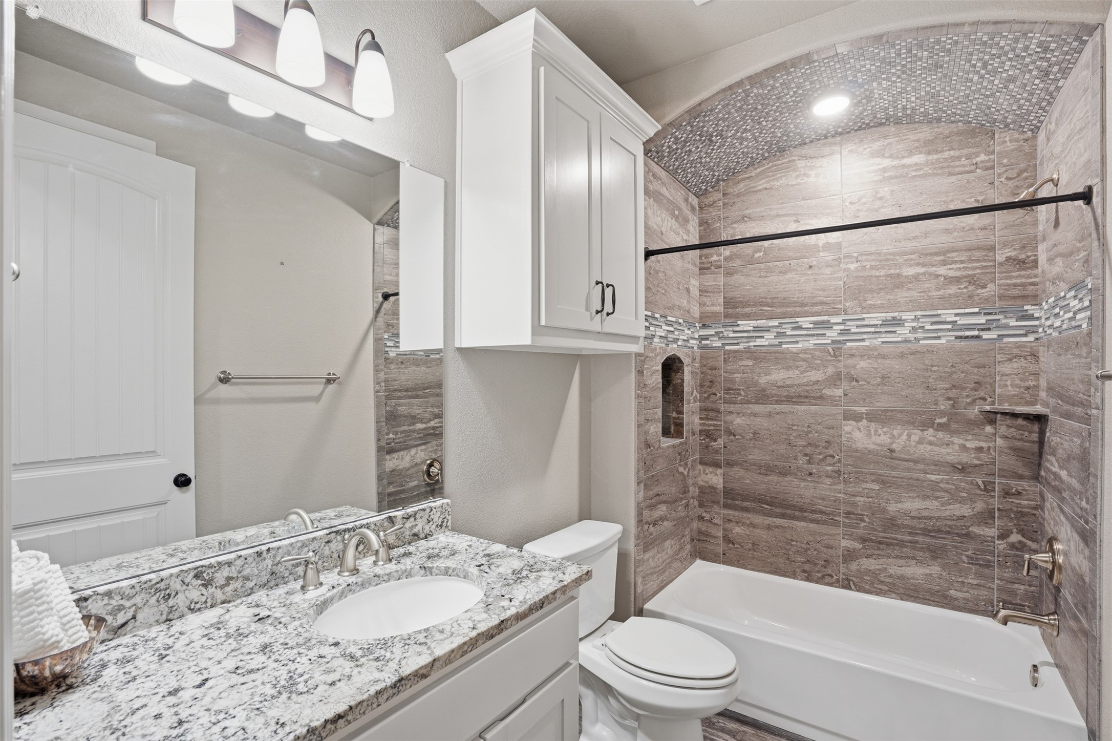 4918 Centre Court Granbury TX 76049