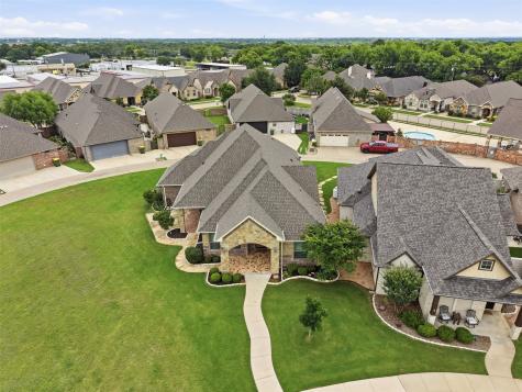 4918 Centre Court Granbury TX 76049