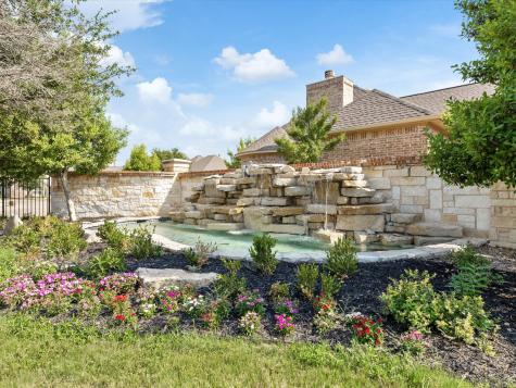 4918 Centre Court Granbury TX 76049