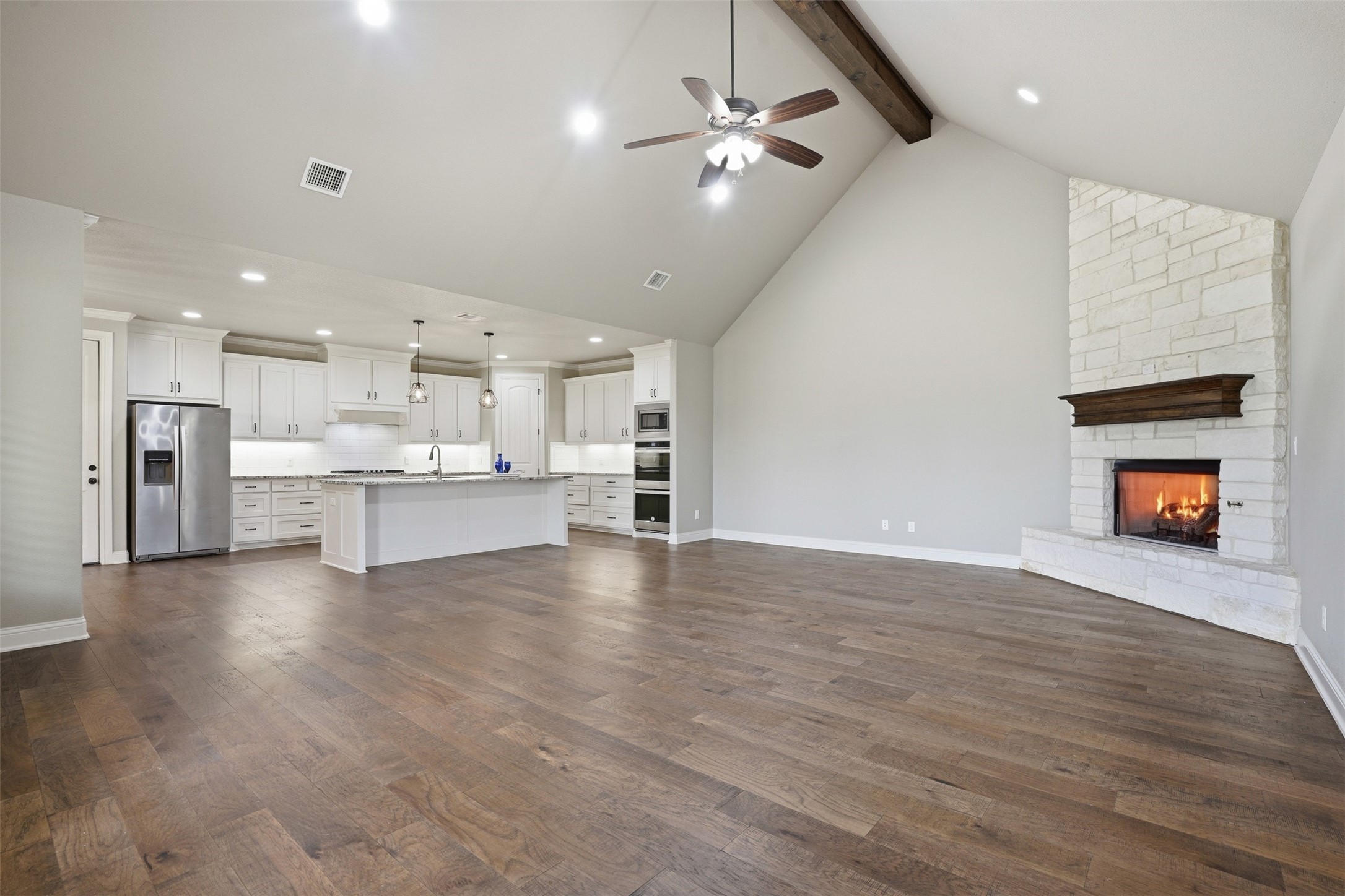 4918 Centre Court Granbury TX 76049