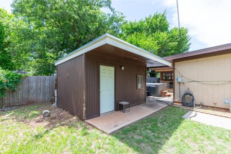 109 Circle Of Holly Abilene TX 79605