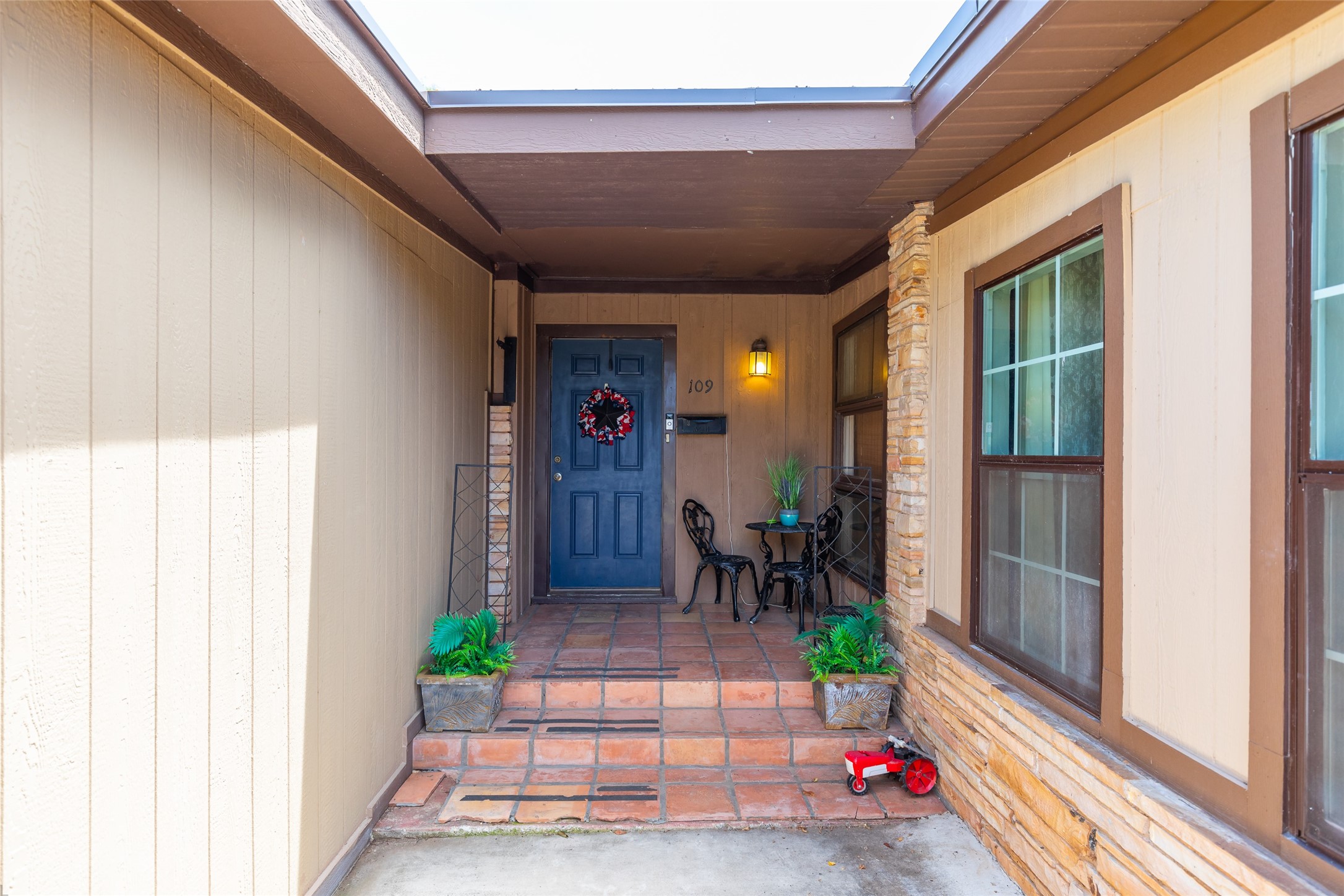 109 Circle Of Holly Abilene TX 79605