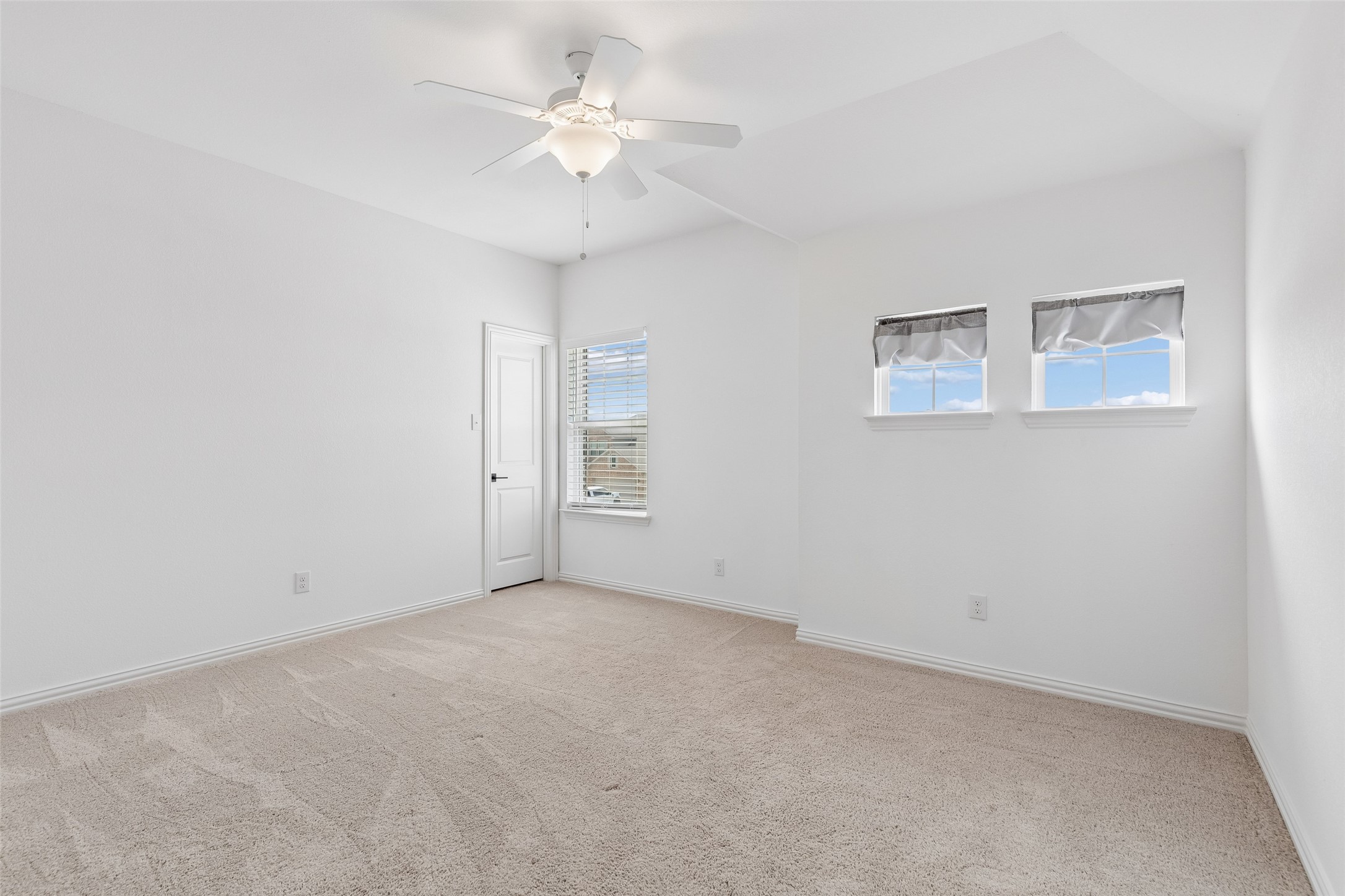 1512 Gentle Creek Lane Fort Worth TX 76052