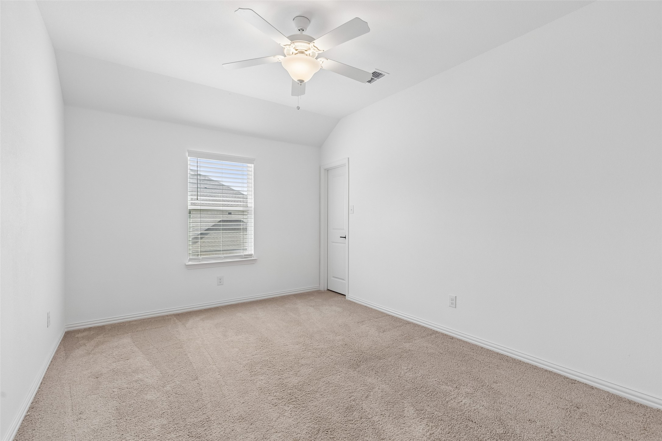 1512 Gentle Creek Lane Fort Worth TX 76052
