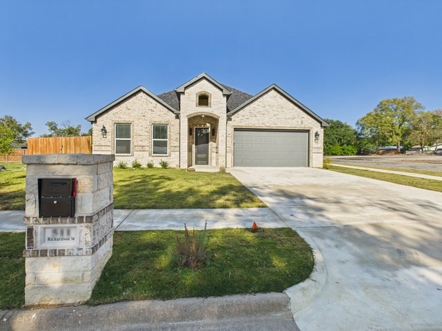 511 Richardson Street Athens TX 75751