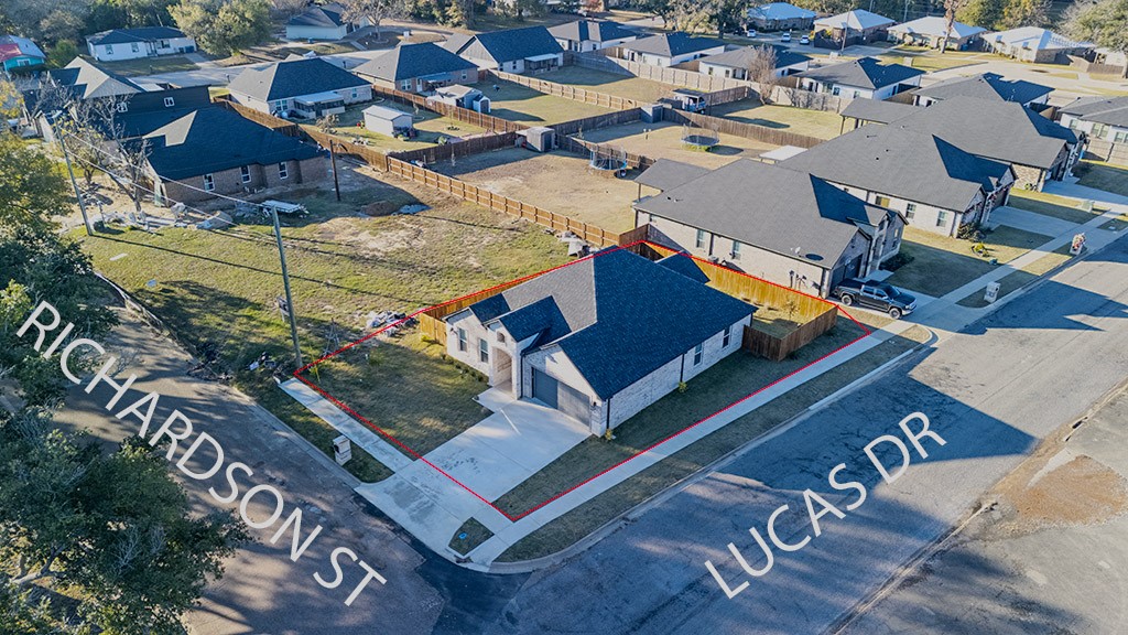 511 Richardson Street Athens TX 75751