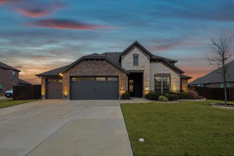613 Bush Avenue Waxahachie TX 75165