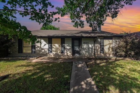 1824 Angelina Drive Garland TX 75040